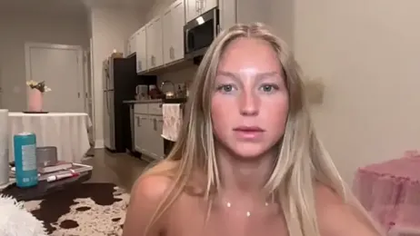 caseyyyhere webcam stripchat model stream image