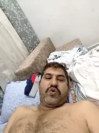 Amandev7 webcam model stream image