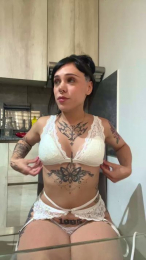 Sweetfioore webcam model stream image