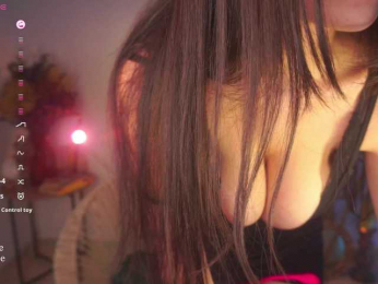 FurElisse webcam model stream image