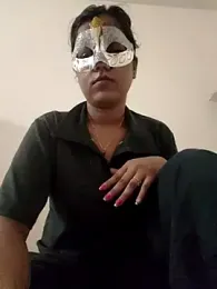 pooja_riya webcam stripchat model stream image