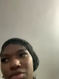 lulusexyy webcam model stream image