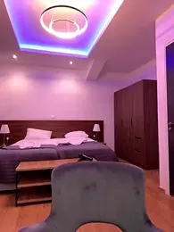 emma05 webcam model stream image