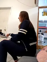 Mia_Novikov webcam model stream image