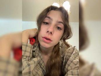 Scarlet_Noir webcam bongacams model stream image