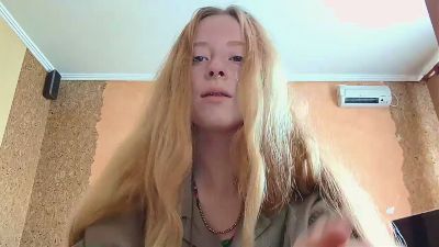 MickeyAnway webcam cam4 model stream image