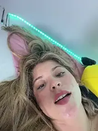 _Alicee_1 webcam model stream image