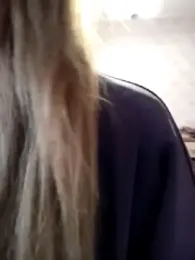 DienkaGreen webcam model stream image