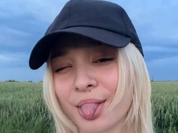 BarbaraGreen webcam model stream image