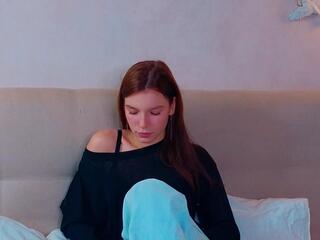 Kira Romeron webcam model stream image