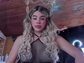 _xcherrycrushx_ webcam model stream image