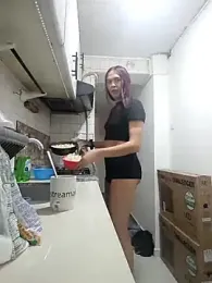 Alisson-Miller webcam model stream image