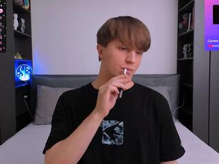 Curtis Crew webcam model stream image