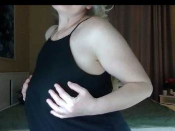 Mellica webcam model stream image