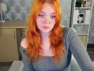 emili-hols webcam model stream image