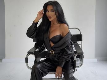 CassandraLeon webcam model stream image