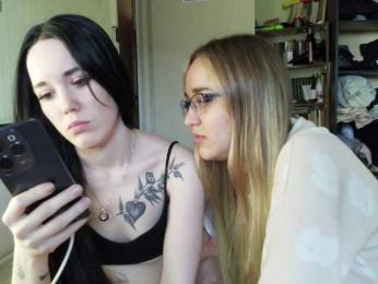 HotsCouple webcam model stream image