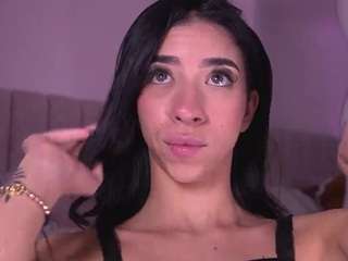 sara-lop webcam model stream image