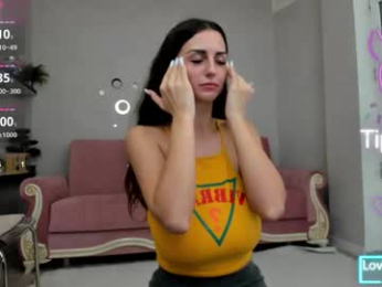 belovedkhlloe webcam model stream image