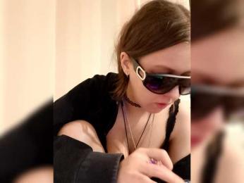 HEXAHEAD webcam model stream image