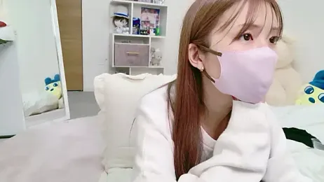 -SHINON- webcam model stream image