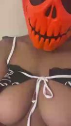 Velvet69keys webcam model stream image
