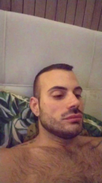 Viki84 webcam model stream image