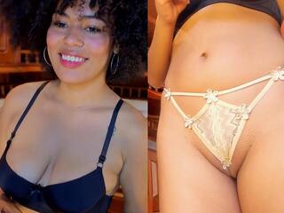 Delilah Bless webcam model stream image