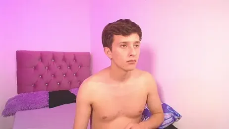 mae_nathan_ webcam model stream image