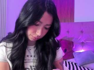 lily-evanss webcam model stream image