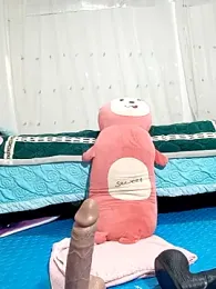 Sweet_Toy20 webcam model stream image