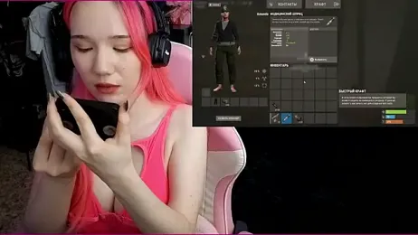 Maya_Viola webcam model stream image