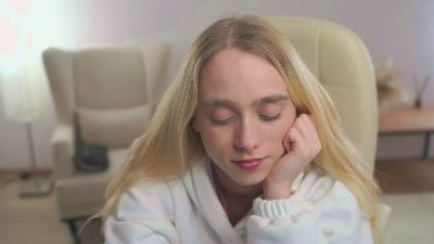 KylieSeher webcam model stream image