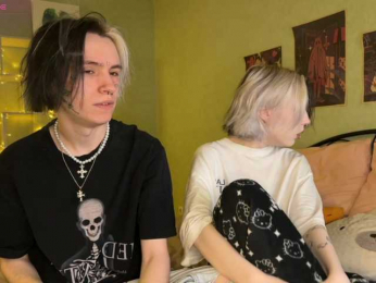 VeryRareTwins webcam bongacams model stream image