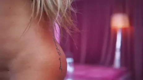 AshleySinn webcam model stream image