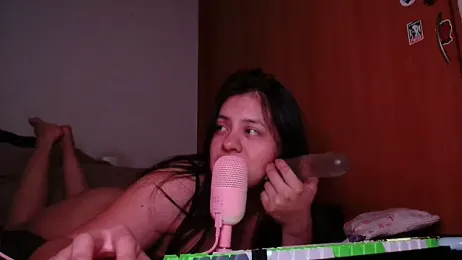 DirtyDi97 webcam model stream image