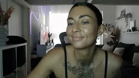 IntiMia webcam stripchat model stream image