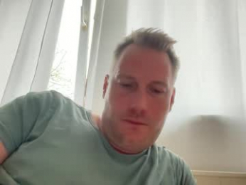 chris2024x webcam model stream image