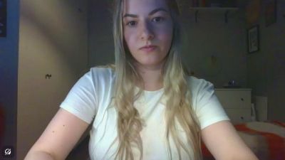Rosie_June webcam model stream image