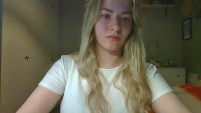 Rosie_June webcam model stream image