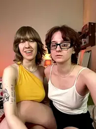 Jitoon_Exe webcam model stream image