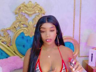 Reven Mayers webcam model stream image