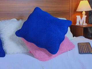 Mia Sinner webcam model stream image