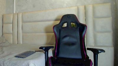 dark_lennox webcam cam4 model stream image