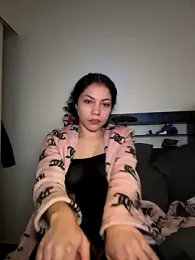 ladylavish webcam model stream image