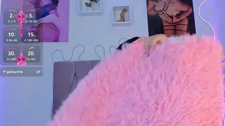 Ashley_piinkk_ webcam model stream image