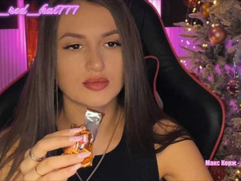 -RED_HAT- webcam model stream image