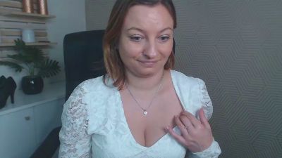 1Angela39 webcam model stream image