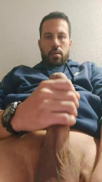 Landry84 webcam cam4 model stream image