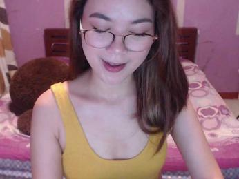 HottieAnne webcam model stream image